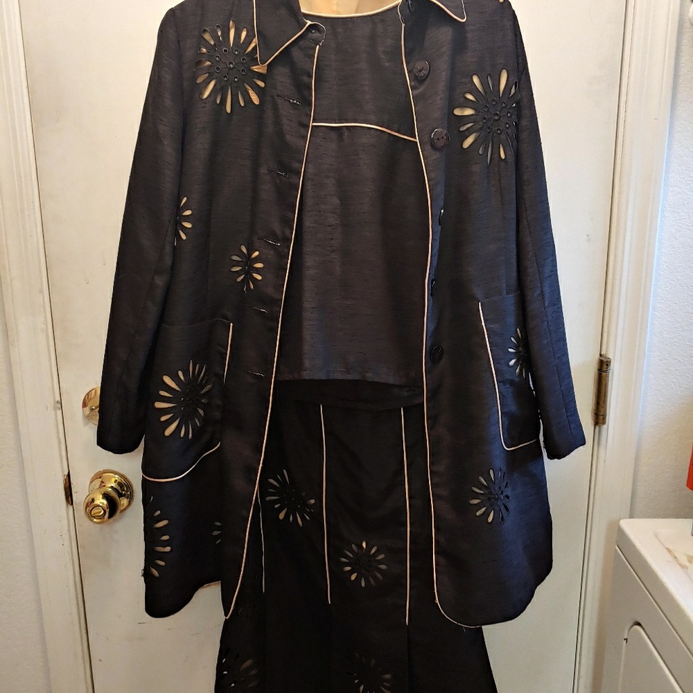 3 piece skirt suit